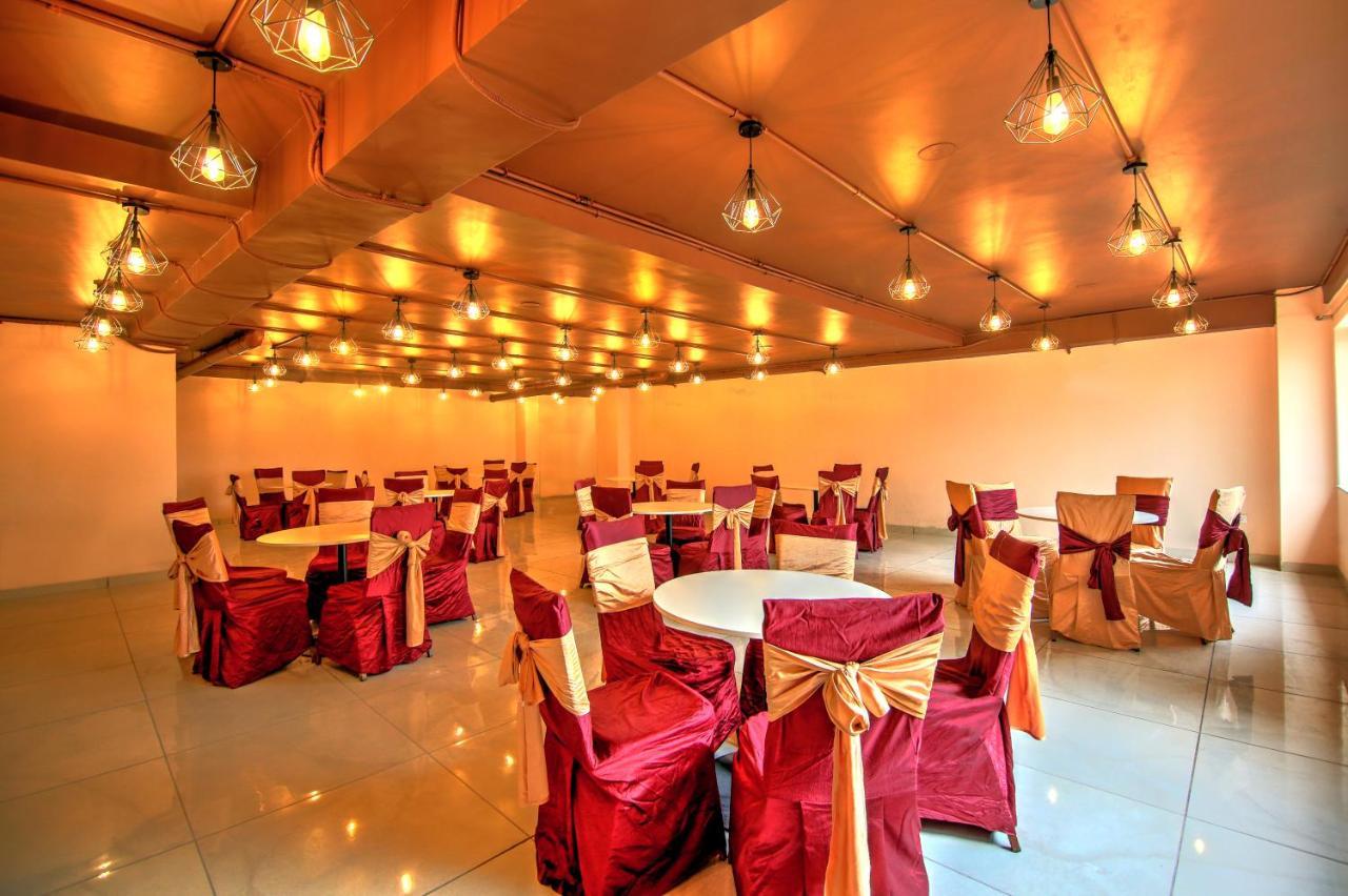 Artisan Rooms Nowe Delhi Zewnętrze zdjęcie