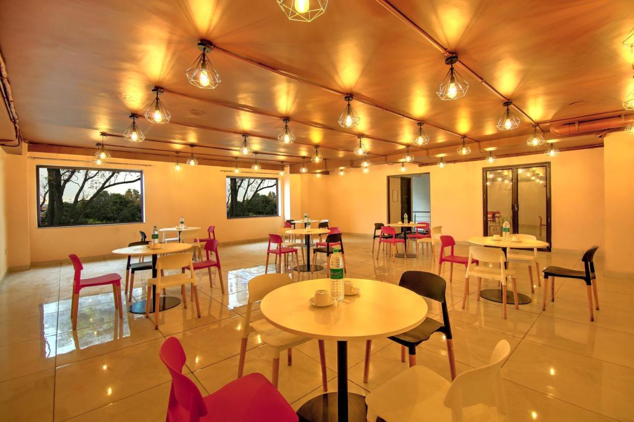Artisan Rooms Nowe Delhi Zewnętrze zdjęcie
